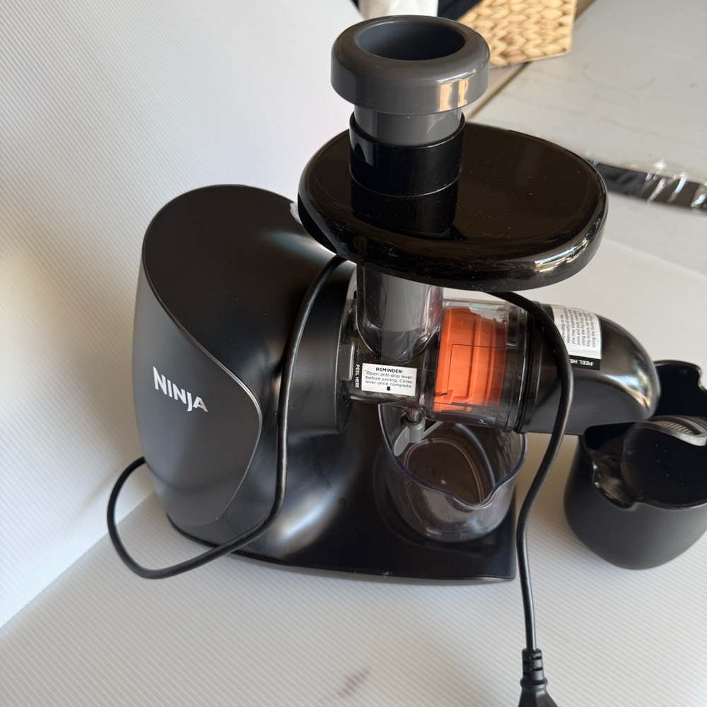 Ninja Black and Orange Juicer